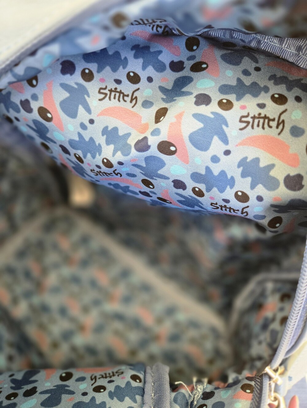 Disney Parks x Loungefly Blue Stitch Kids Mini Backpack - Picture 3 of 3
